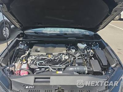 2025 Toyota Camry SE - zdjęcie 18 z 24 - miniatura