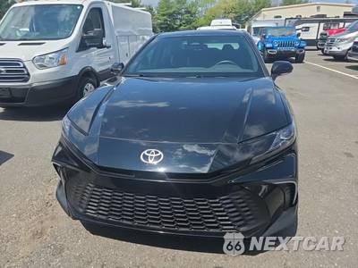2025 Toyota Camry SE - zdjęcie 2 z 24 - miniatura