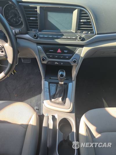 2017 Hyundai Elantra SE Sedan - zdjęcie 11 z 21 - miniatura
