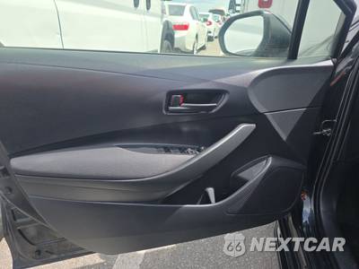 2022 Toyota Corolla LE Sedan - zdjęcie 9 z 27 - miniatura