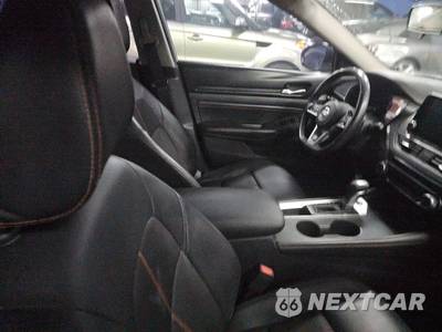 2019 Nissan Altima SR - zdjęcie 8 z 18 - miniatura