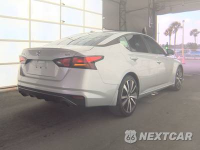 2019 Nissan Altima SR - zdjęcie 4 z 18 - miniatura