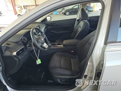 2026 Nissan Altima SV - zdjęcie 7 z 18 - miniatura