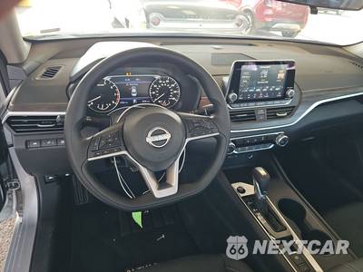 2026 Nissan Altima SV - zdjęcie 11 z 18 - miniatura