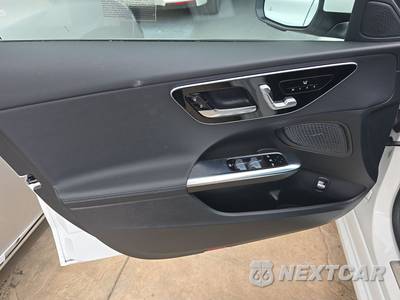 2023 Mercedes-Benz C 300 Sedan - zdjęcie 9 z 23 - miniatura