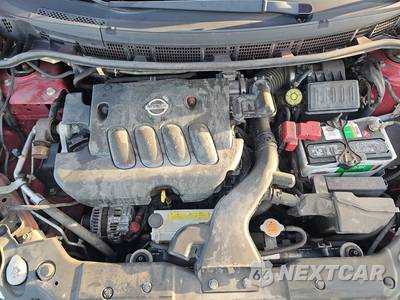 2011 Nissan Versa 1.8 SL Hatchback - zdjęcie 15 z 43 - miniatura