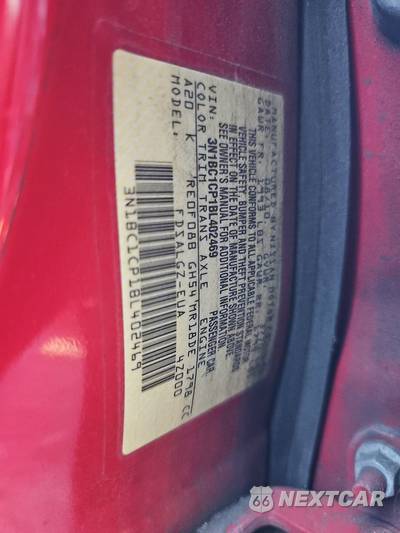 2011 Nissan Versa 1.8 SL Hatchback - zdjęcie 14 z 43 - miniatura