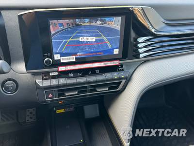 2026 Toyota Camry SE - zdjęcie 21 z 39 - miniatura