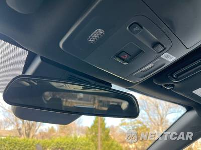 2026 Toyota Camry SE - zdjęcie 32 z 39 - miniatura