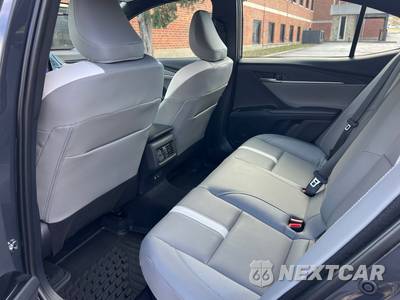 2026 Toyota Camry SE - zdjęcie 25 z 39 - miniatura