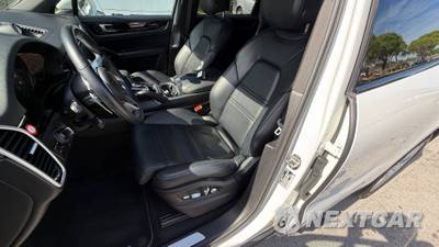 2019 Porsche Cayenne - zdjęcie 18 z 43 - miniatura