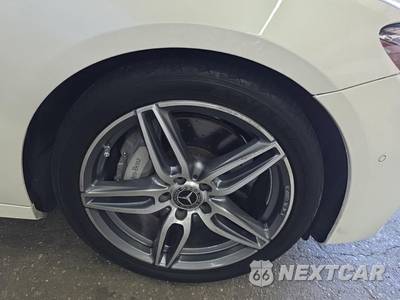 2018 Mercedes-Benz E 300 Sedan - zdjęcie 16 z 24 - miniatura