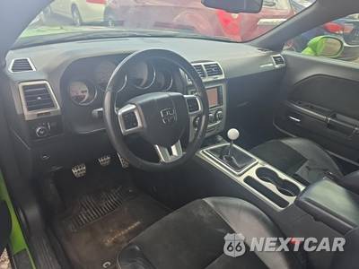 2011 Dodge Challenger SRT8 - zdjęcie 14 z 21 - miniatura