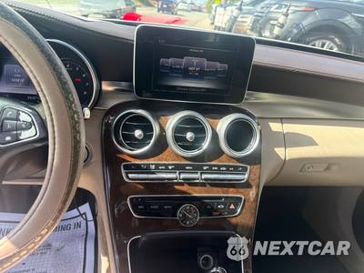 2015 Mercedes-Benz C 300 4MATIC Sedan w/Luxury Pkg - zdjęcie 12 z 13 - miniatura