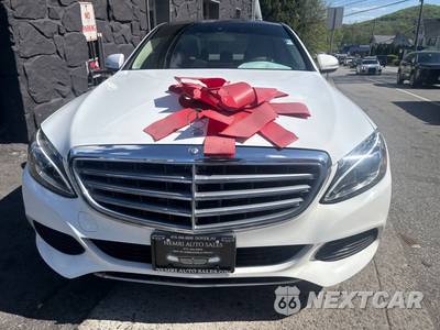 2015 Mercedes-Benz C 300 4MATIC Sedan w/Luxury Pkg - zdjęcie 2 z 13 - miniatura