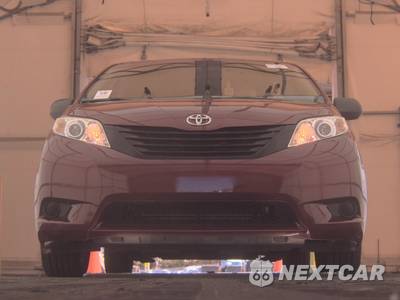 2017 Toyota Sienna L 7-Passenger 119.3" WB - zdjęcie 3 z 44 - miniatura