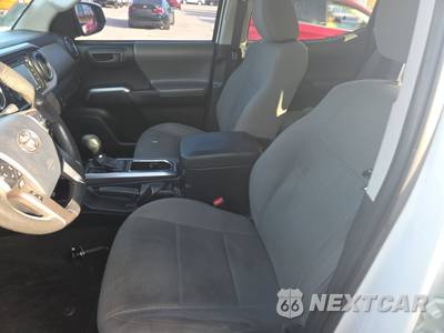 2017 Toyota Tacoma SR5 Crew Cab Medium Bed - zdjęcie 7 z 36 - miniatura