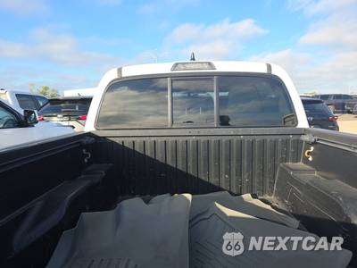 2017 Toyota Tacoma SR5 Crew Cab Medium Bed - zdjęcie 16 z 36 - miniatura