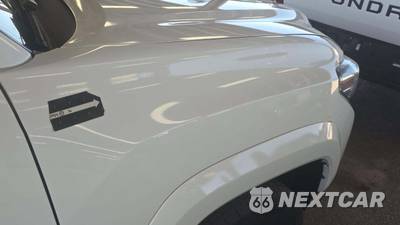 2017 Toyota Tacoma SR5 Crew Cab Medium Bed - zdjęcie 24 z 36 - miniatura