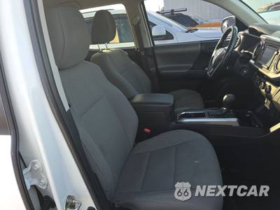 2017 Toyota Tacoma SR5 Crew Cab Medium Bed - zdjęcie 8 z 36 - miniatura
