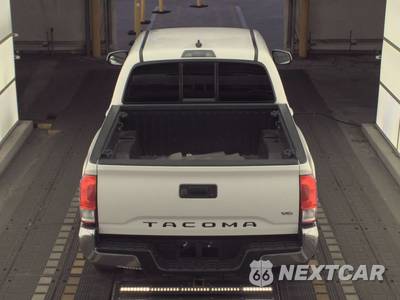2017 Toyota Tacoma SR5 Crew Cab Medium Bed - zdjęcie 5 z 36 - miniatura