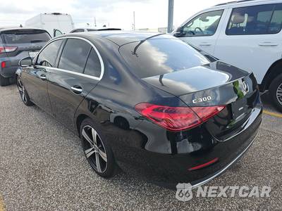 2023 Mercedes-Benz C 300 4MATIC Sedan - zdjęcie 6 z 18 - miniatura