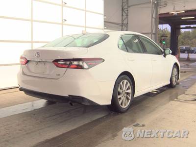 2022 Toyota Camry LE - zdjęcie 4 z 27 - miniatura