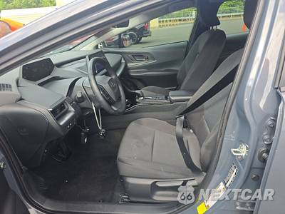 2024 Toyota Prius LE - zdjęcie 7 z 18 - miniatura