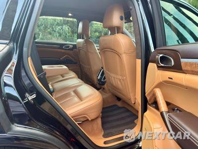 2016 Porsche Cayenne GTS - zdjęcie 9 z 14 - miniatura