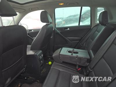 2014 Volkswagen Tiguan SEL - zdjęcie 13 z 19 - miniatura