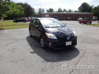 2015 Toyota Prius Two - zdjęcie 2 z 33 - miniatura