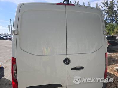 2019 Mercedes-Benz Sprinter 2500 Cargo Van Standard Roof 144.0" WB - zdjęcie 5 z 30 - miniatura