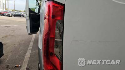 2019 Mercedes-Benz Sprinter 2500 Cargo Van Standard Roof 144.0" WB - zdjęcie 17 z 30 - miniatura