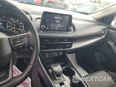 2025 Nissan Rogue SV - zdjęcie 17 z 24 - miniatura