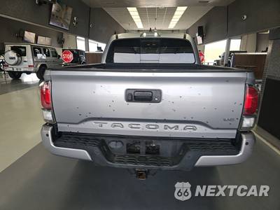 2020 Toyota Tacoma TRD Off-Road Crew Cab Medium Bed - zdjęcie 5 z 20 - miniatura