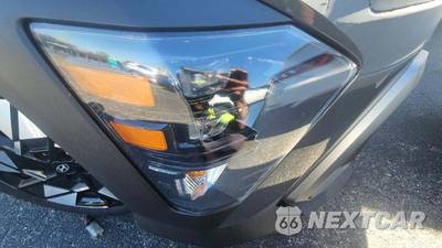 2025 Hyundai Kona SEL - zdjęcie 6 z 9 - miniatura