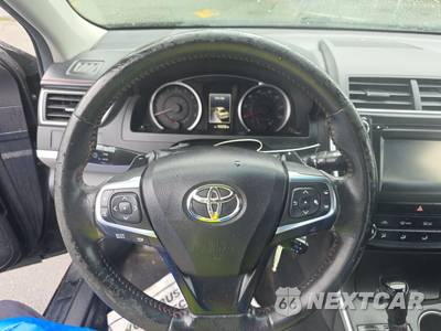 2015 Toyota Camry SE - zdjęcie 10 z 18 - miniatura