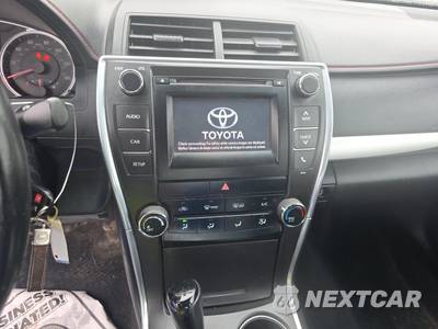 2015 Toyota Camry SE - zdjęcie 11 z 18 - miniatura
