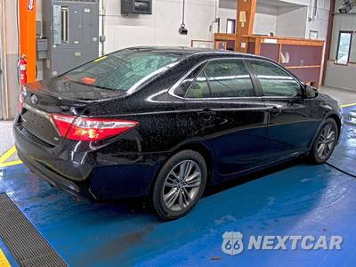 2015 Toyota Camry SE - zdjęcie 4 z 18 - miniatura