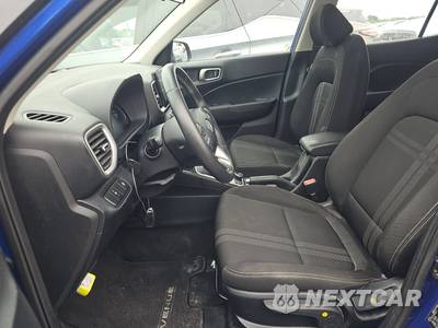 2025 Hyundai Venue SEL - zdjęcie 7 z 17 - miniatura