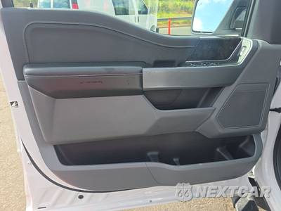 2023 Ford F-150 Hybrid XLT Crew Cab Short Bed - zdjęcie 9 z 19 - miniatura