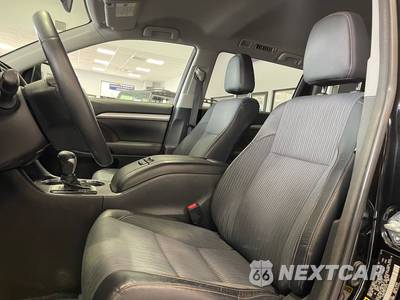 2015 Toyota Highlander LE Plus - zdjęcie 26 z 49 - miniatura