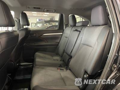 2015 Toyota Highlander LE Plus - zdjęcie 33 z 49 - miniatura