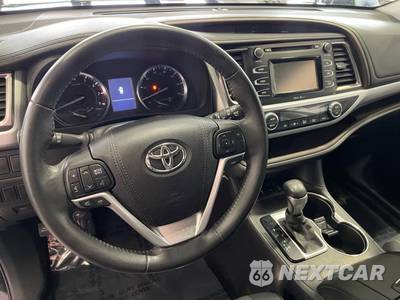 2015 Toyota Highlander LE Plus - zdjęcie 28 z 49 - miniatura