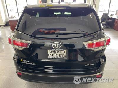 2015 Toyota Highlander LE Plus - zdjęcie 4 z 49 - miniatura