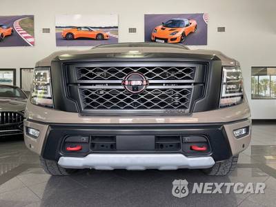 2023 Nissan TITAN PRO-4X Crew Cab Short Bed - zdjęcie 8 z 54 - miniatura