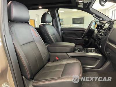 2023 Nissan TITAN PRO-4X Crew Cab Short Bed - zdjęcie 44 z 54 - miniatura