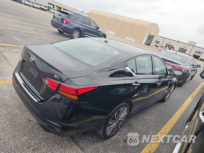 2023 Nissan Altima SL - zdjęcie 4 z 18 - miniatura