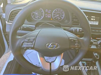 2019 Hyundai Elantra SE Sedan - zdjęcie 10 z 36 - miniatura