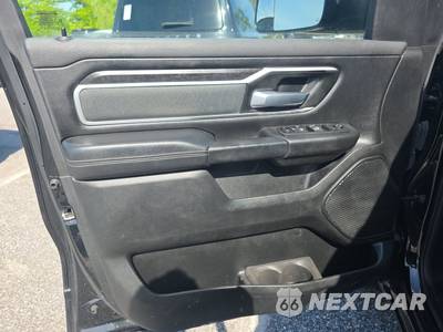 2021 Ram 1500 Big Horn Crew Cab Short Bed - zdjęcie 9 z 21 - miniatura